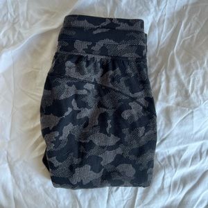 Lululemon ready to rulu jogger *jaquard